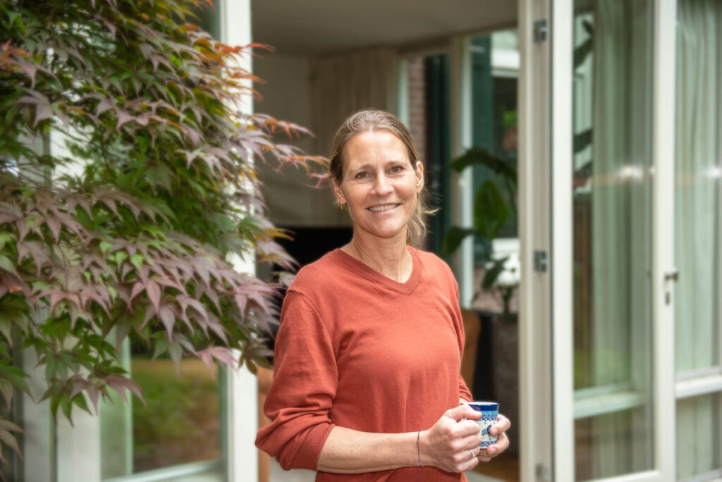 Hoe zingeving en psychologische flexibiliteit bijdragen aan het welbevinden van zorgmedewerkers Stichting REIN - Blog 7 - Zingeving Marianne Simons